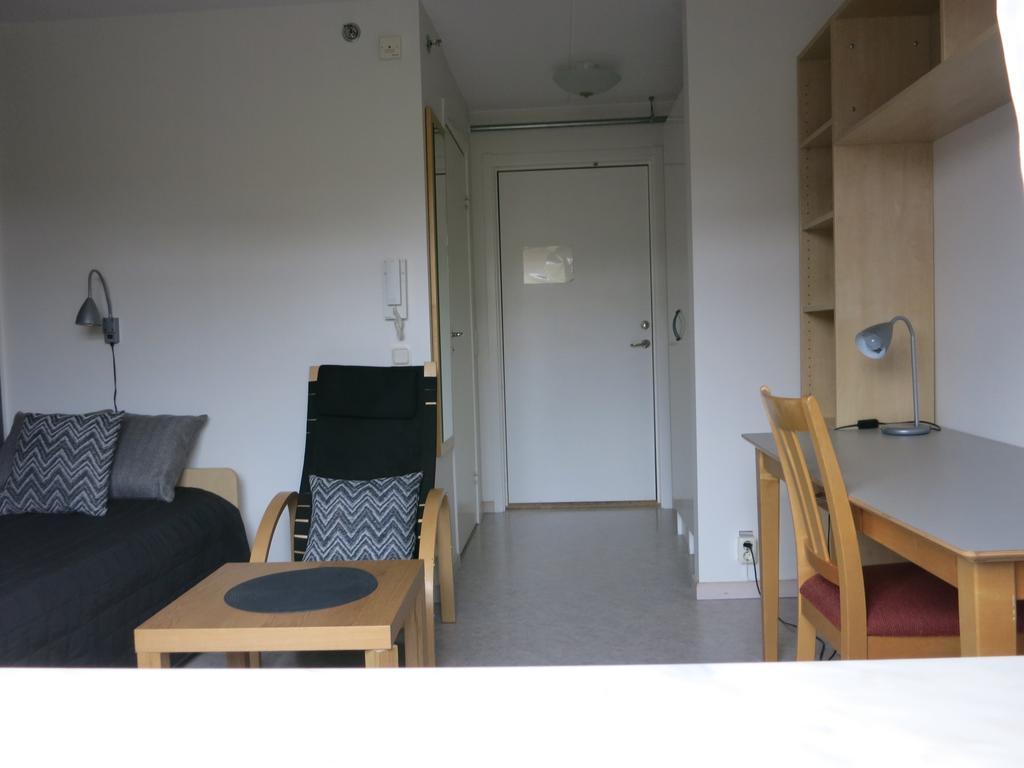 Vaernamo Folkhoegskolas Vandrarhem Zimmer foto